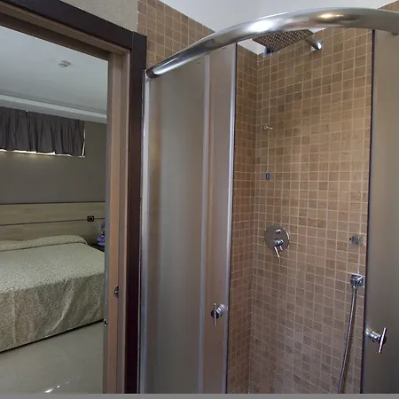 Nelton Hotel 3*