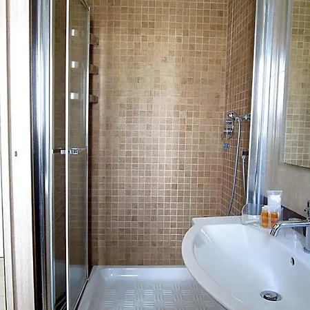 Nelton سكافاتي