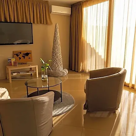 فندق Nelton سكافاتي