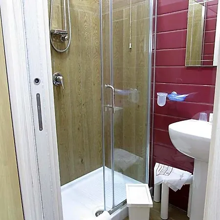 Nelton Hotel 3*