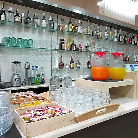 فندق Nelton