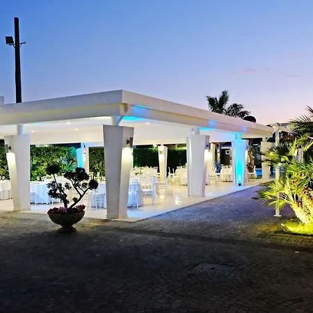 Hotel Nelton 3*