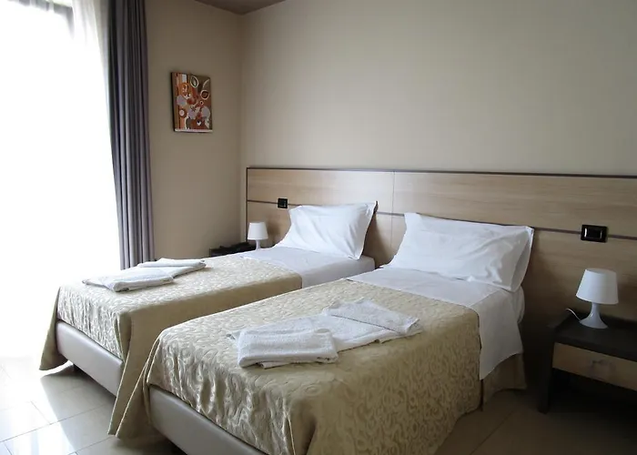 Nelton Otel Scafati